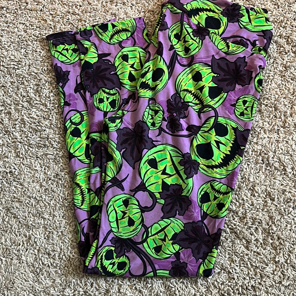 LulaRoe Halloween Leggings Tall & Curvy. NWOT.
